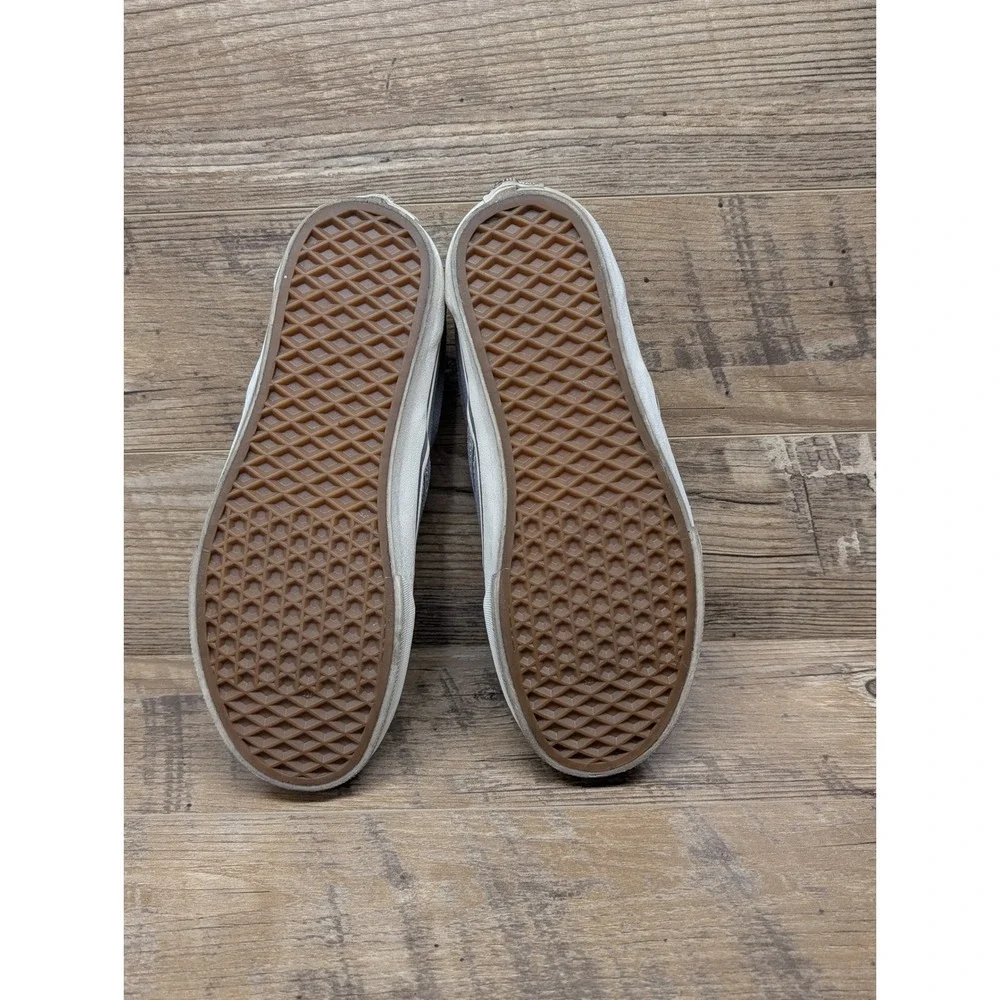 Vans Classic Slip-On Skate Shoes Unisex Size 9.5W / 8M‎ Gray Casual Style